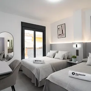 Belonio L'prados Casa de Férias Málaga